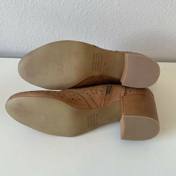 Anthropologie Silent D Ankle Boot Womens 9 39 Pearsy Cognac Laser Perforated NEW - Picture 6 of 8